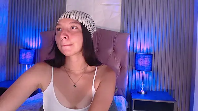 Snapshot of kendall_saenz chatting on January 5, 2026, 7:50 pm kendall saenz online show from January 5, 2026, 7:50 pm