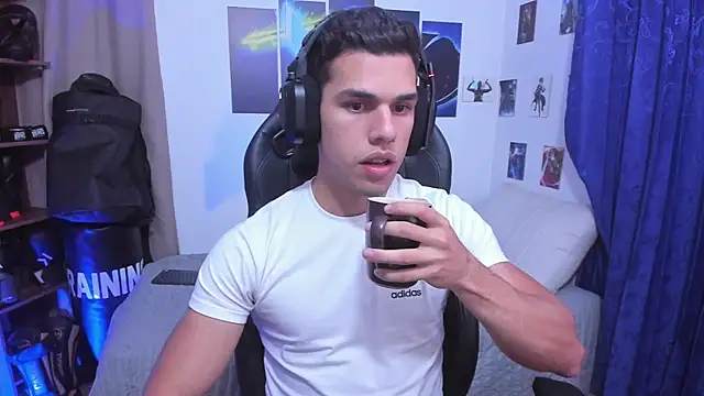 Snapshot of JacobKirito chatting on September 28, 2025, 3:35 am JacobKirito online show from September 28, 2025, 3:35 am