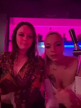 LizzyLush  online show from December 22, 2024, 5:22 am