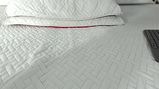 maybelline69 online show from September 30, 2025, 7:47 am