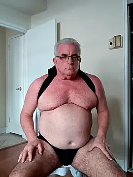 ShoreCock online show from January 1, 2025, 4:39 pm