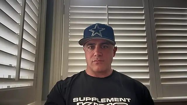 Bad daddy21 online show from November 3, 2025, 6:55 pm