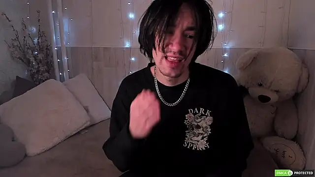 CalvinOwens online show from November 2, 2025, 3:33 am