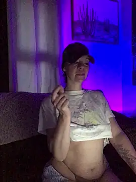 Snapshot of SidneyRaee chatting on September 27, 2025, 12:33 pm SidneyRaee online show from September 27, 2025, 12:33 pm