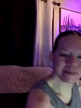 Snapshot of SidneyRaee chatting on September 22, 2025, 11:16 am SidneyRaee online show from September 22, 2025, 11:16 am