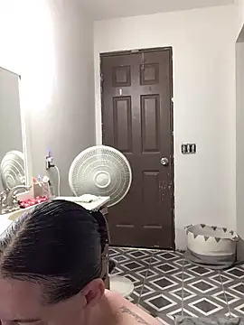 Snapshot of SidneyRaee chatting on September 26, 2025, 11:06 am SidneyRaee online show from September 26, 2025, 11:06 am