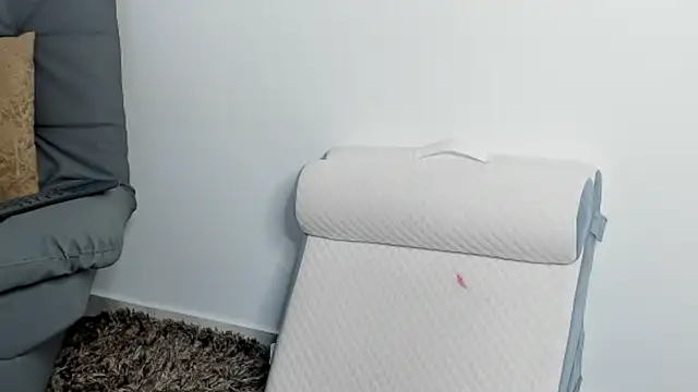 kayleeScott online show from October 10, 2025, 2:51 pm