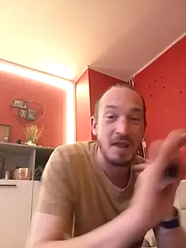 Snapshot of Denislamalice34 chatting on February 13, 2026, 7:58 pm Denislamalice34 online show from February 13, 2026, 7:58 pm