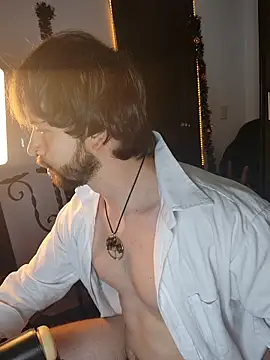 Snapshot of just_maxii chatting on October 29, 2025, 11:36 pm just maxii online show from October 29, 2025, 11:36 pm