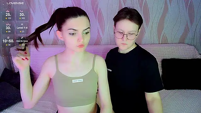  crazy baby  online show from November 27, 2025, 9:15 pm