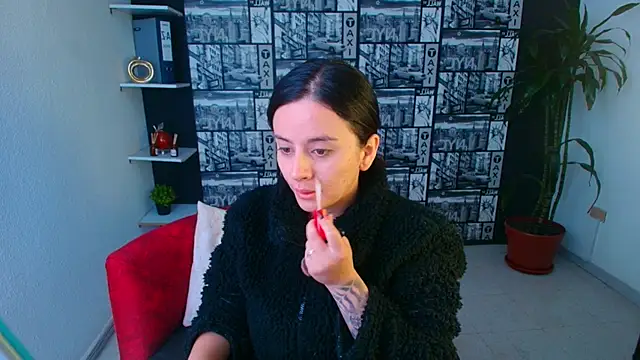 Snapshot of kassandra_james chatting on May 14, 2026, 11:07 am kassandra james online show from May 14, 2026, 11:07 am