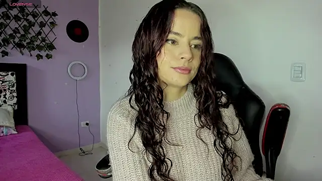 kassandra james online show from January 20, 2025, 11:24 am