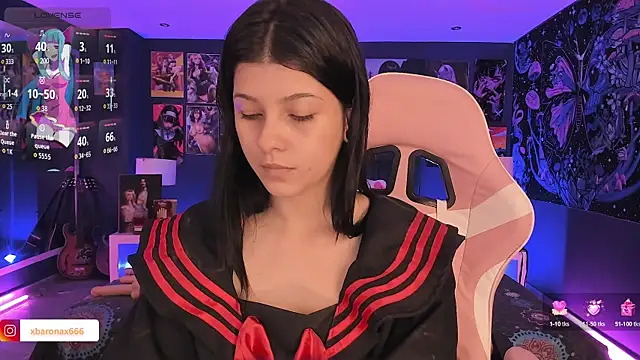 LanaKyutt online show from November 7, 2025, 1:37 pm