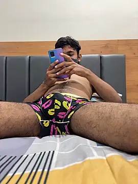 Snapshot of rajapo_1 chatting on September 20, 2025, 4:45 pm rajapo 1 online show from September 20, 2025, 4:45 pm