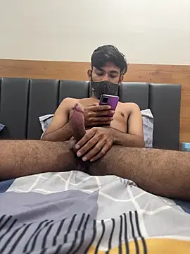 Snapshot of rajapo_1 chatting on October 1, 2025, 4:33 pm rajapo 1 online show from October 1, 2025, 4:33 pm