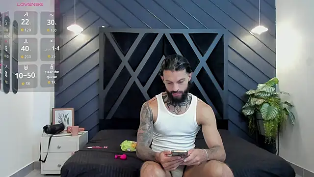 Apolo Bianco  online show from September 10, 2025, 11:26 pm