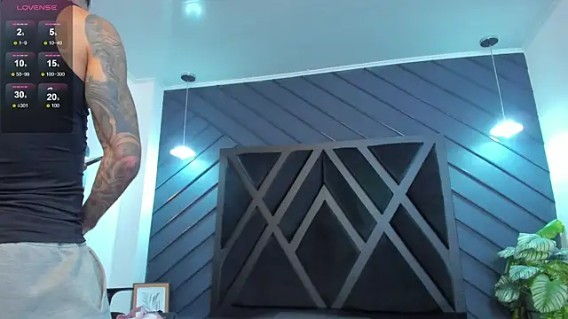 Apolo Bianco  online show from September 13, 2025, 2:11 am