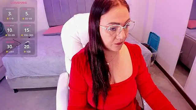 Snapshot of lady_nylon_ chatting on March 4, 2025, 12:22 pm lady nylon  online show from March 4, 2025, 12:22 pm