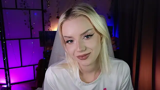 ImBonBon online show from April 5, 2026, 9:43 pm