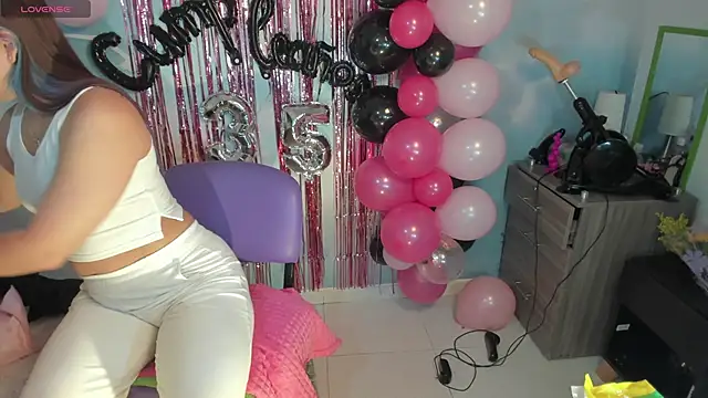 Snapshot of Nata_bernett chatting on September 20, 2025, 4:01 pm Nata bernett online show from September 20, 2025, 4:01 pm