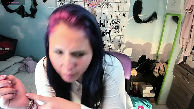 Snapshot of Nata_bernett chatting on October 16, 2025, 11:13 pm Nata bernett online show from October 16, 2025, 11:13 pm