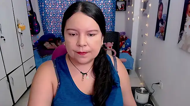 claryssa  online show from September 14, 2025, 8:20 pm