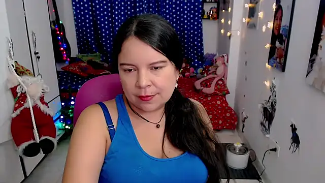 claryssa  online show from December 13, 2024, 11:50 pm
