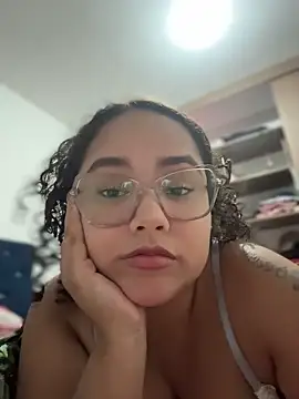 CurlyGirl 1 online show from June 8, 2026, 1:39 am