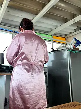 Snapshot of SheraHadee chatting on October 13, 2025, 8:21 pm SheraHadee online show from October 13, 2025, 8:21 pm