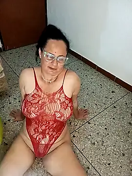 Snapshot of Eunice73 chatting on December 6, 2024, 2:08 am Eunice73 online show from December 6, 2024, 2:08 am