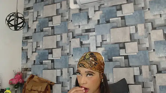 Snapshot of angel_dthroatt chatting on December 5, 2025, 12:04 pm angel dthroatt online show from December 5, 2025, 12:04 pm