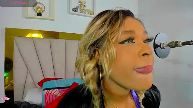 Snapshot of angel_dthroatt chatting on January 11, 2025, 12:07 pm angel dthroatt online show from January 11, 2025, 12:07 pm