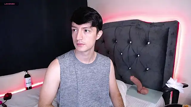 Snapshot of henry_diiaz chatting on December 4, 2025, 5:39 am henry diiaz online show from December 4, 2025, 5:39 am