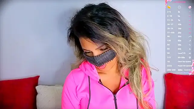 Snapshot of Turkish_Latina chatting on October 5, 2025, 7:15 pm Turkish Latina online show from October 5, 2025, 7:15 pm