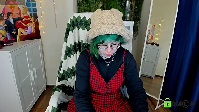 Melissa Wells online show from February 11, 2025, 9:35 pm