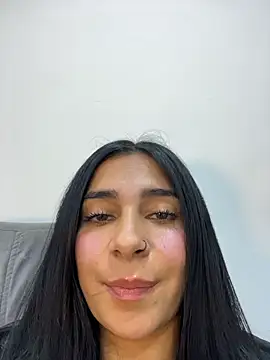Meganmilk1 online show from June 3, 2026, 2:33 pm