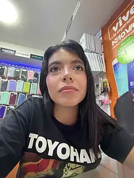 Snapshot of NicolRoss_ chatting on June 18, 2026, 9:53 pm NicolRoss online show from June 18, 2026, 9:53 pm
