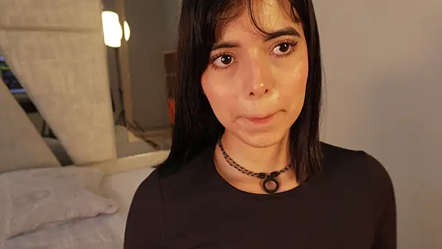 NicolRoss  online show from November 16, 2025, 4:56 pm