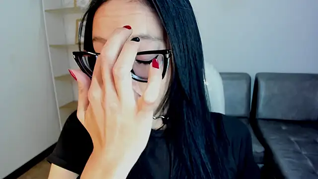 Snapshot of Katty_mouth chatting on October 14, 2025, 8:31 pm Katty mouth online show from October 14, 2025, 8:31 pm