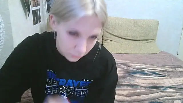 -GoldenGirl- online show from March 4, 2025, 12:44 pm