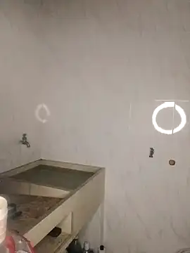 Snapshot of VivienAndClark chatting on October 10, 2025, 4:08 pm VivienAndClark online show from October 10, 2025, 4:08 pm