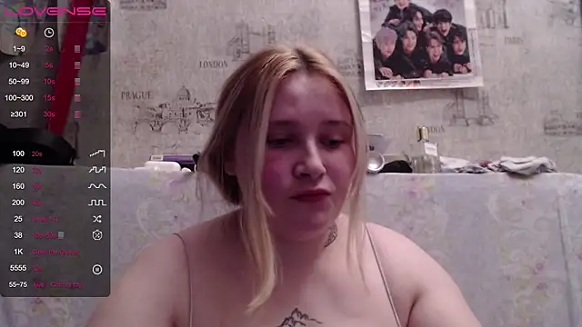 Light Luna online show from November 6, 2025, 2:32 pm