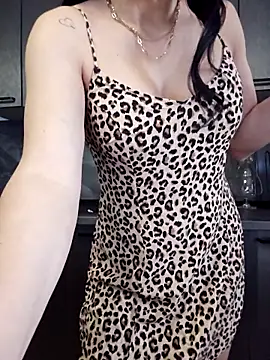 AnaFoxxy online show from March 12, 2026, 8:07 am