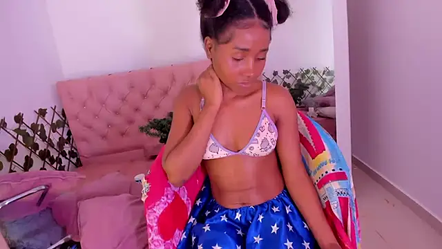 Snapshot of kimmysantoo chatting on September 10, 2025, 1:26 am kimmysantoo online show from September 10, 2025, 1:26 am