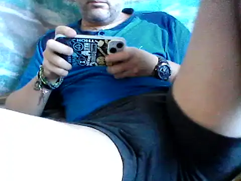 Snapshot of daky_86 chatting on September 17, 2025, 3:36 pm daky 86 online show from September 17, 2025, 3:36 pm