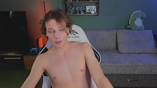 TeddyLiLboy online show from October 17, 2025, 3:47 pm