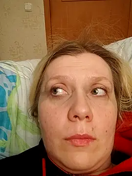 Snapshot of LeraSweet chatting on February 17, 2026, 9:23 pm LeraSweet online show from February 17, 2026, 9:23 pm