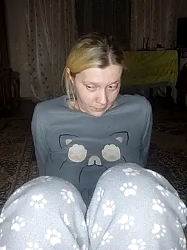 Snapshot of LeraSweet chatting on November 15, 2025, 9:19 pm LeraSweet online show from November 15, 2025, 9:19 pm