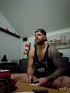 eltoulou online show from December 21, 2025, 1:19 am