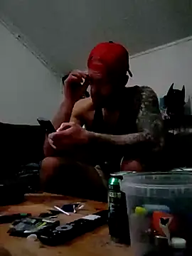 Snapshot of eltoulou chatting on February 25, 2025, 1:20 am eltoulou online show from February 25, 2025, 1:20 am